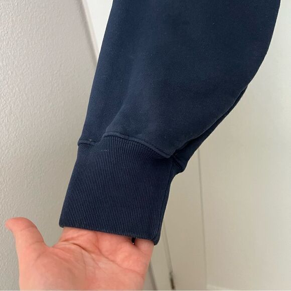 Champion Sweatshirt Womens Size XL Navy Blue Red Reverse Weave Cropped Spell Out - Picture 5 of 13